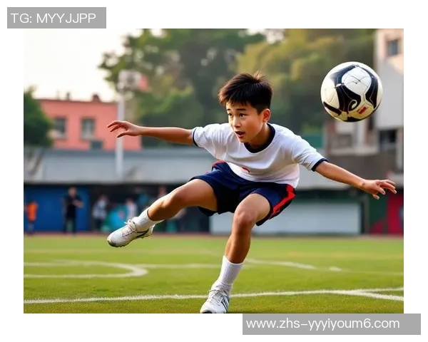 男足球运动员更衣室的秘密与团结精神探讨