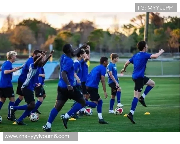 鏖战足球激情四溢赛场英雄逐梦之路展现团队精神与个人魅力的完美结合 鏖战足球激情四溢赛场英雄逐梦之路展现团队精神与个人魅力的完美结合